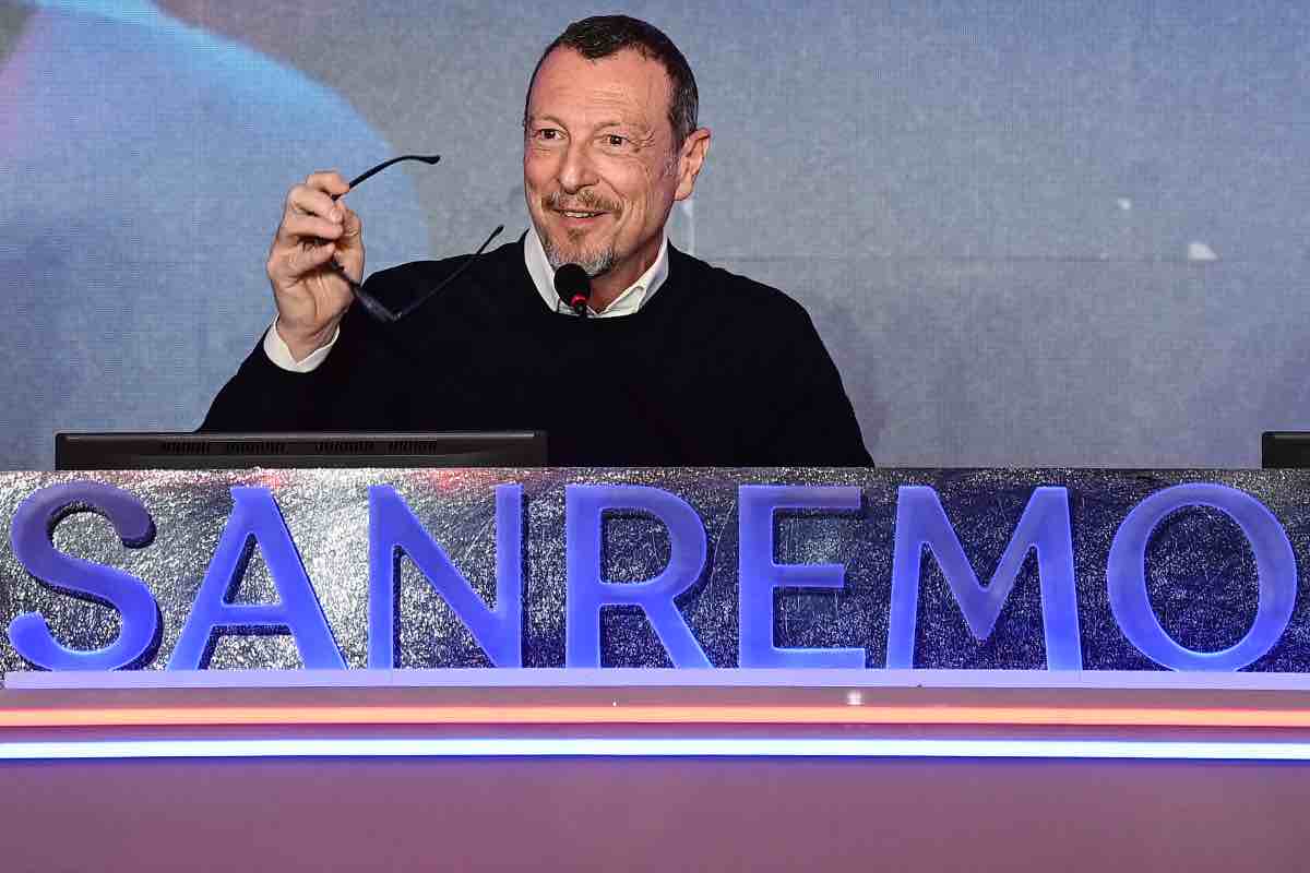 Amadeus, ecco chi potrebbe sostituirlo a Sanremo 2025