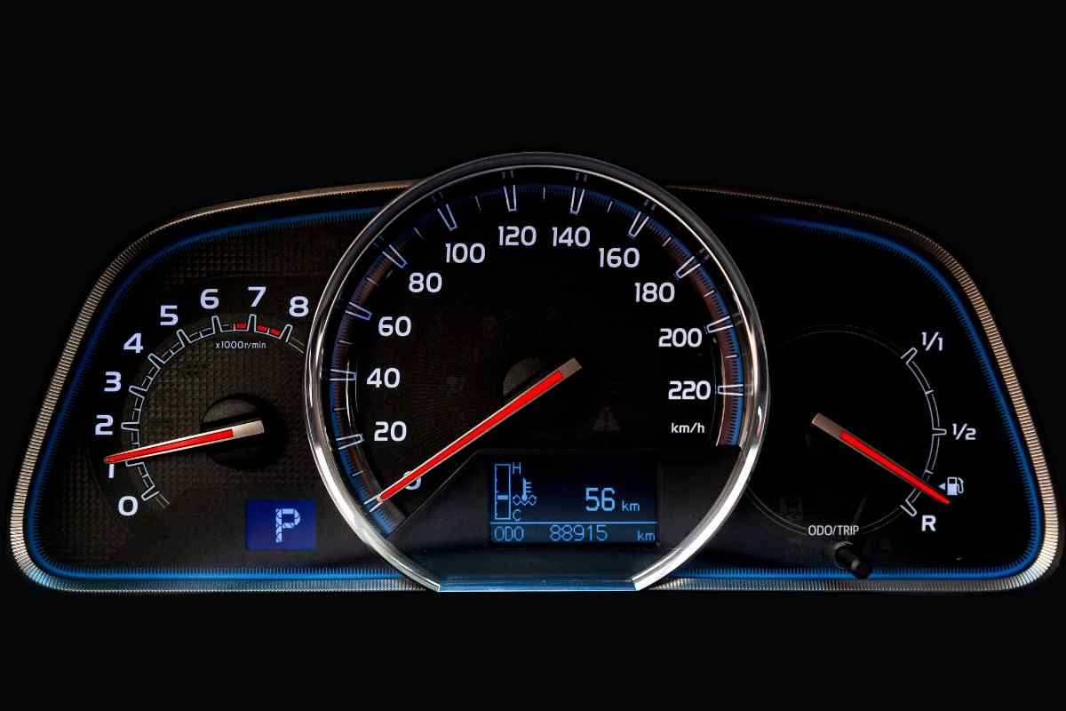 ISA per controllare la velocità in auto 