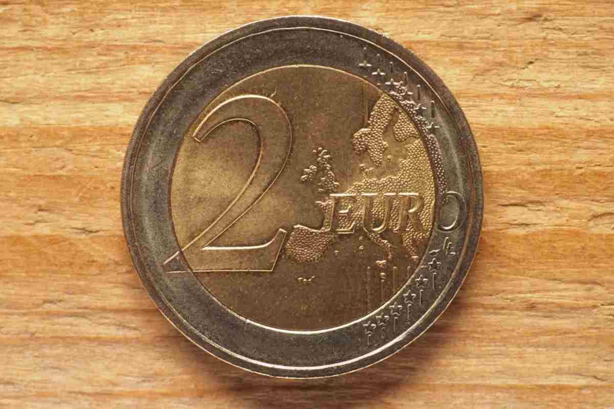 2 euro valore simbolico moneta